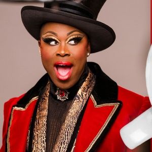Wake Up With BroadwayWorld December 8, 2025- Go Inside WICKED: FOR GOOD With An Easte
