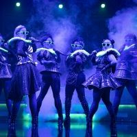 Review Roundup: SIX Opens on Broadway!