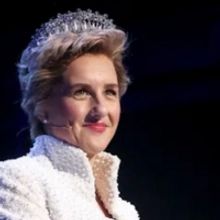 Wake Up With BWW 11/4: DIANA Returns to Previews, and More!