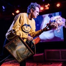 Review: THIS IS MEMORIAL DEVICE, Tron Theatre