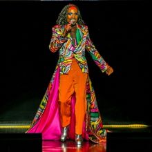 Review: BILLY PORTER at State Theatre