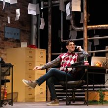 Review: FULLY COMMITTED at The Barnstormers Theatre