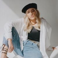 Hannah Slavin Unveils Lyric Video for 'I Don't Have a Clue'