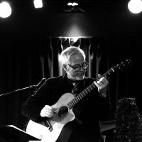 BWW Feature: LIVING ROOM CONCERTS Bring People Together and Keep Artists Flush