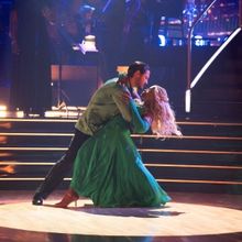 DANCING WITH THE STARS Celebrates SOUL TRAIN