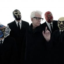 Nick Lowe's QUALITY ROCK & ROLL REVUE Starring Los Straitjackets Comes To The Davidso