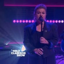 VIDEO: Kelly Clarkson Covers 'What's Up'