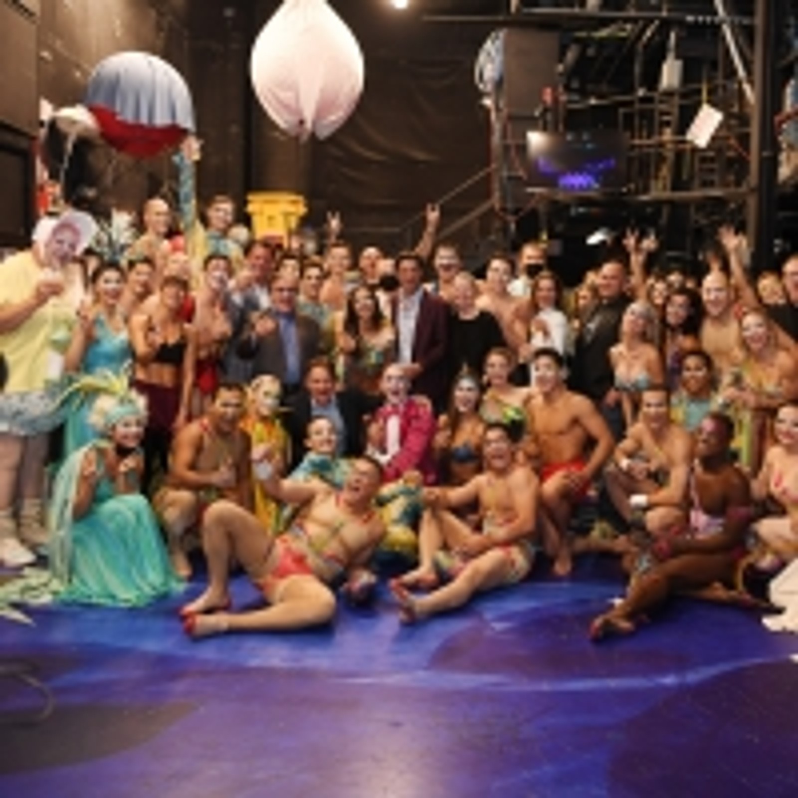 BWW Feature: Intermission is Over as Mystère by Cirque Du Soleil Returns to the Stag