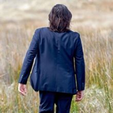 Australian Singer-Songwriter Shayne Cook Releases Top 25 iTunes Single “Miles Away�