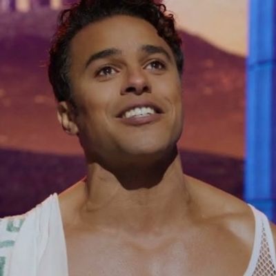 Video: HERCULES Star Luke Brady Performs 'Go the Distance'