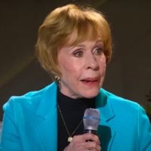 Video: Carol Burnett & Kelly Clarkson Sing 'So Long'