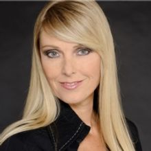 BWW Feature: LIEDJES VOOR DE GROTE HOOP LIVE  at Wilminktheater Enschede