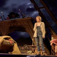 BWW Review: MANOR, National Theatre