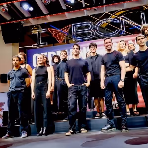 Se anuncia el reparto completo de GERMANS DE SANG, que regresa a Barcelona en…
