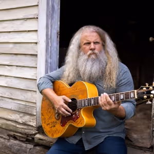 Jamey Johnson Returns To Indian Ranch In August