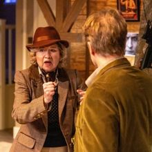 Review: DEATHTRAP, The Mill at Sonning