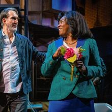 Interview: Michelle Elaine of NOISES OFF at Alley Theatre