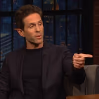 VIDEO: Watch Glenn Howerton Talk About Getting Seasick on LATE NIGHT WITH SETH…
