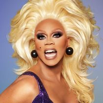 RuPaul & Lisa Kudrow Set as Special Guests at the 2026 HRC Dinner
