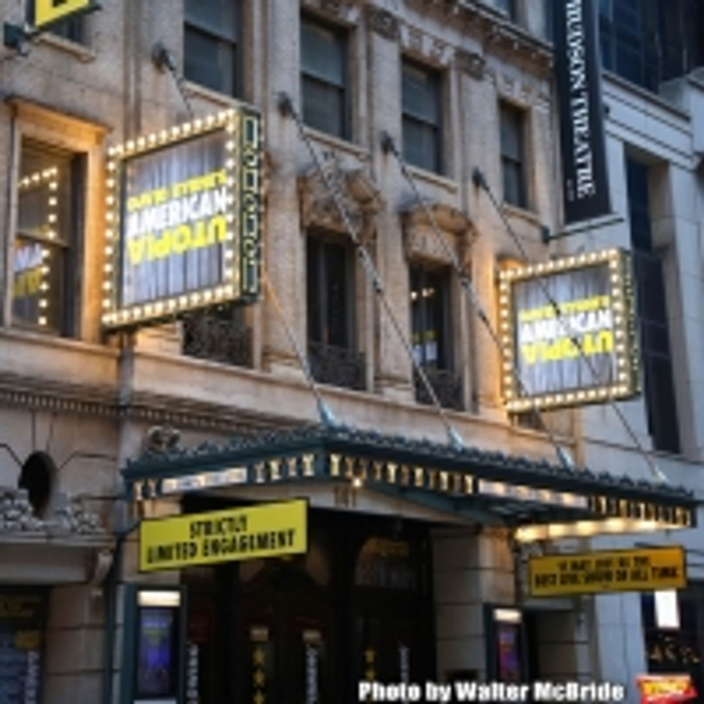 Wake Up With BWW 5/3: Watch the Full LUCILLE LORTEL AWARDS Ceremony, and More!  Image