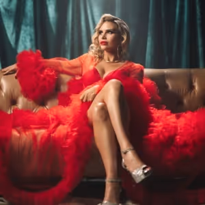 Lark Soars to New Heights With Empowering New Single 'Stars'