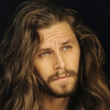 Warren Zeiders Shares New Track 'You for a Reason'