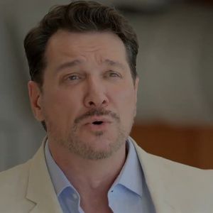 Video: Watch Paulo Szot Perform 'Some Enchanted Evening' From SOUTH PACIFIC at The… Video