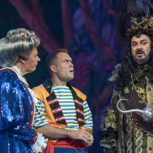 Review: THE PANTOMIME ADVENTURES OF PETER PAN, Festival Theatre, Edinburgh