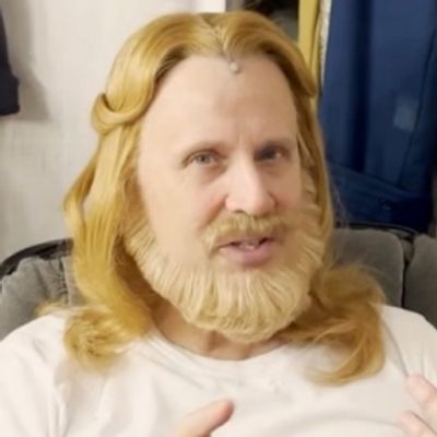 Video: THE BOOK OF MORMON Cast Tries to Guess Other Productions That Reached 5000 Shows