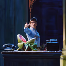 Texas High School Cancels LITTLE SHOP OF HORRORS After Female Student Is Cast as Seym