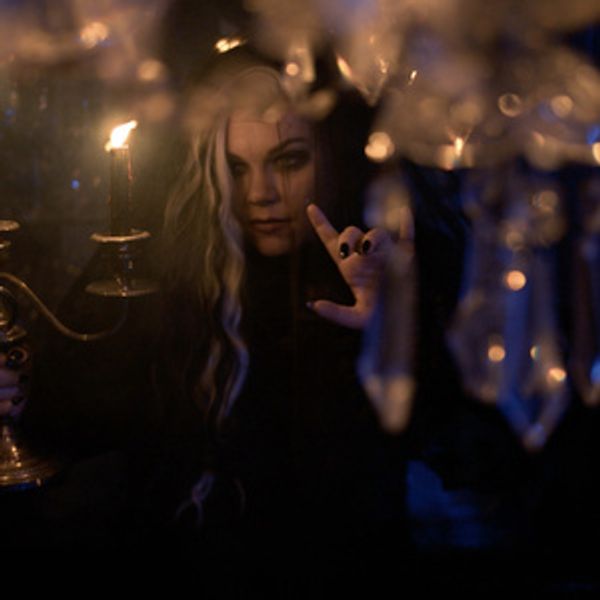 PENNY'S DREADFUL PARLOUR: THE SÉANCE OF EDGAR ALLAN POE to Open at Berlin's Ghost Mu Photo