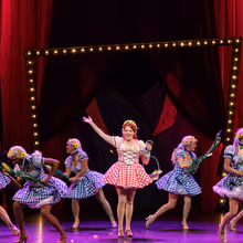 Review: GUYS AND DOLLS at Moonlight Stage