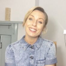 Living Room Concerts: Rebecca McKinnis Sings 'Beautiful' From EVERYBODY'S TALKING ABO