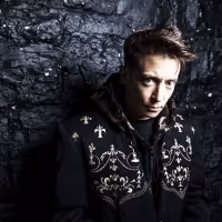 The Australian Shakespeare Company Presents HAMLET