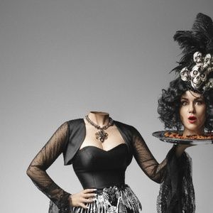 Melody Sweets to Return to Myron's at The Smith Center for Halloween Video