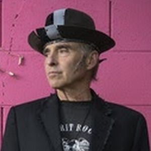 Nils Lofgren to Share New Album 'Mountains' feat. Neil Young, David Crosby, Ringo Starr & More