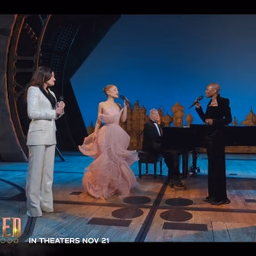 Wake Up With BroadwayWorld November 8, 2025- THE QUEEN OF VERSAILLES First Look and More Image