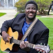 Senie Hunt Comes to the Hatbox