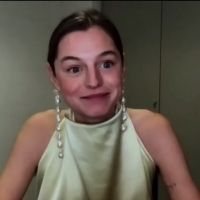 VIDEO: Emma Corrin Says Harry Styles Won't Dogsit For Her on THE TONIGHT SHOW