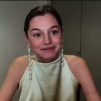 VIDEO: Emma Corrin Says Harry Styles Won't Dogsit For Her on THE TONIGHT SHOW Video