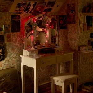 Review: VIOLA'S ROOM, One Cartridge Place