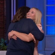 VIDEO: Kristen Bell Gets Surprised By Her High School Drama Teacher on THE KELLY…