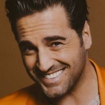 BREAKING: David Bustamante protagonizará EL ZORRO en el Teatro La Latina a partir de noviembre