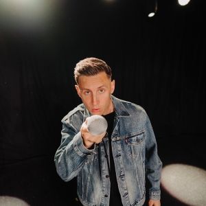 Northern Irish Comic Shane Todd Will Embark on Tour