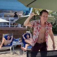 VIDEO: Seth Sikes Releases 'Ring Them Bells!' in Honor of Liza Minnelli's Birthday