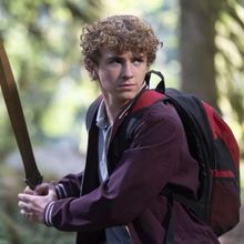 Video: Lin-Manuel Miranda Returns as Hermes in PERCY JACKSON Season 2 Teaser