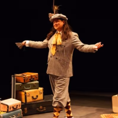 Shaw Festival Names Manami Hara and Murdoch Schon Neil Munro Interns