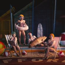 Review: GIFFORDS CIRCUS: LAGUNA BAY, Chiswick House & Gardens