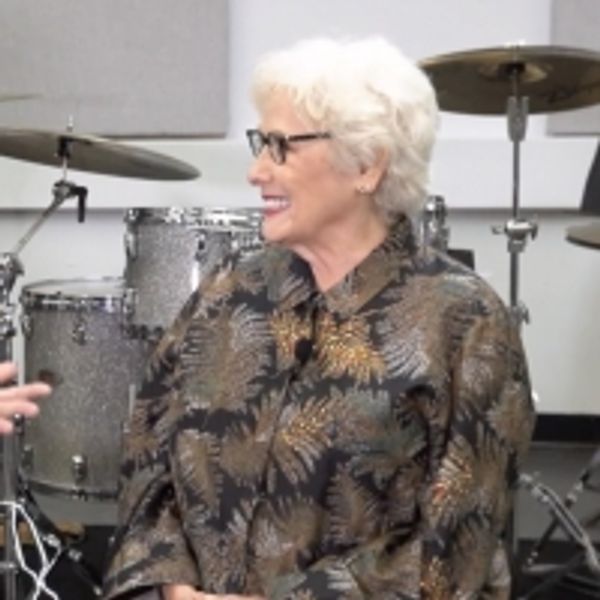 Video: Betty Buckley Gets Ready for Her Return to Cafe Carlyle - Cabaret Theater Video