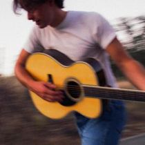 Noah Rinker Shares New Single "BLEEDING HEART" Ahead of Boys of Fall Tour